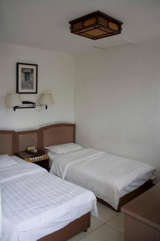 בייג'ינג Three Legged Frog Hostel חדר תמונה