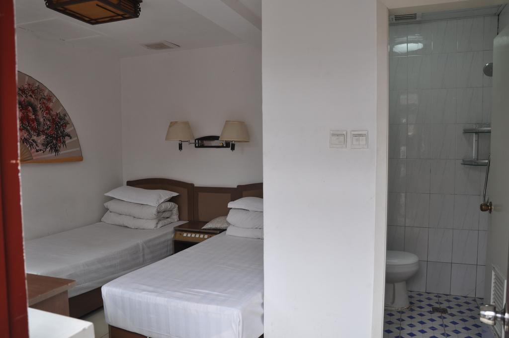 בייג'ינג Three Legged Frog Hostel חדר תמונה